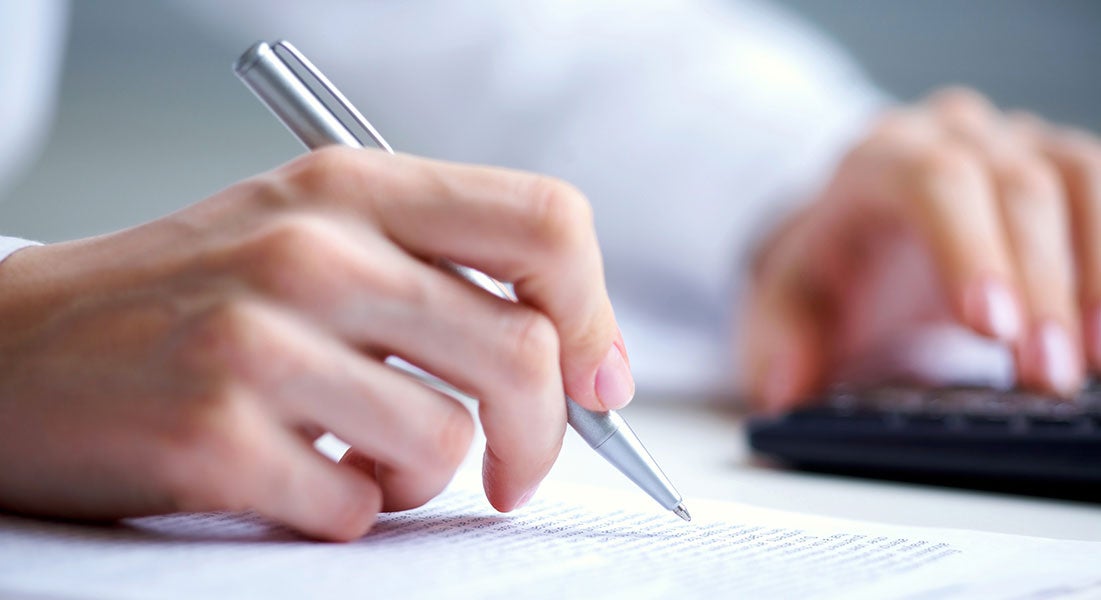 Shop Click Drive in Lincoln, IL