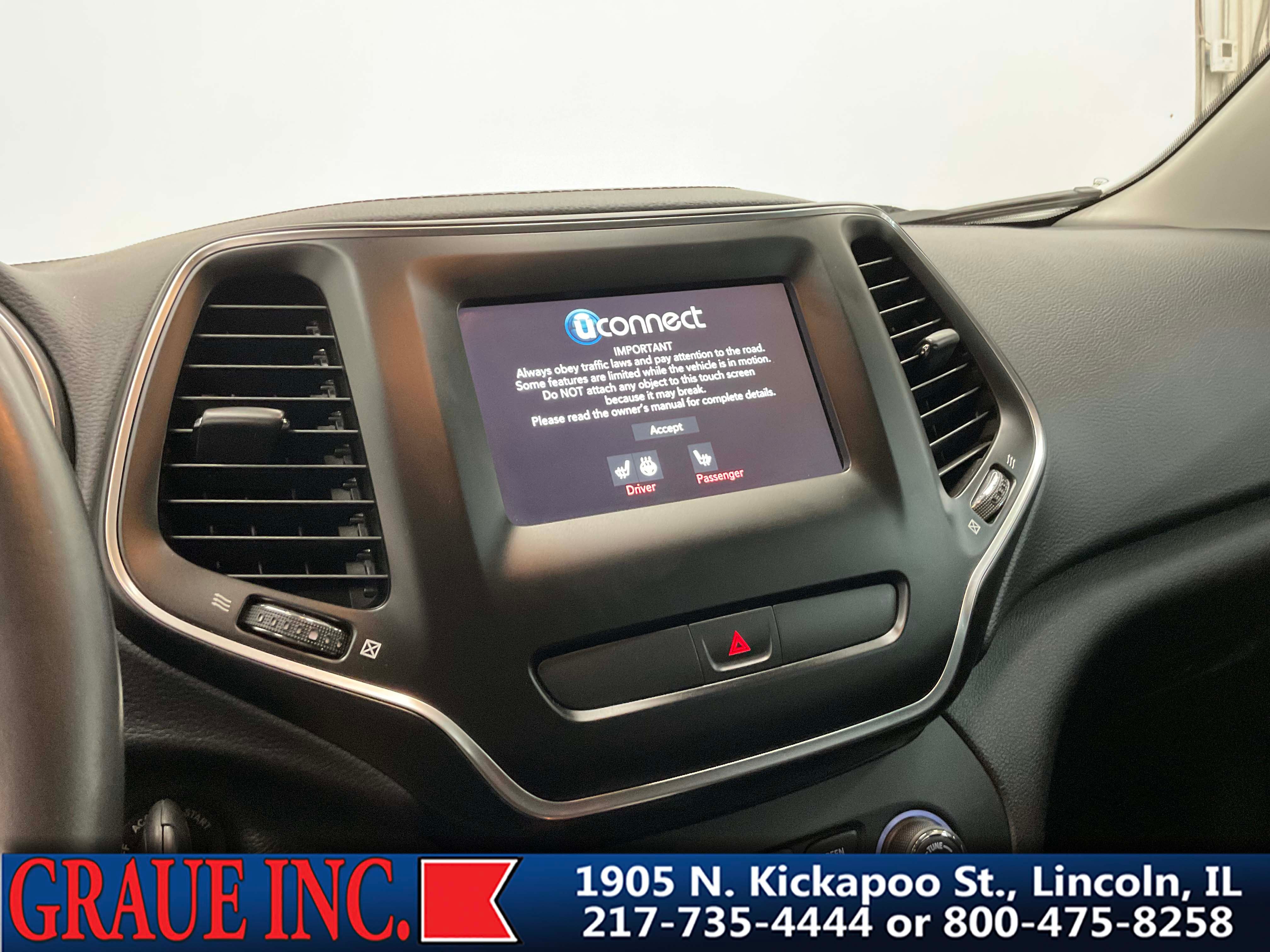 2019 Jeep Cherokee Latitude