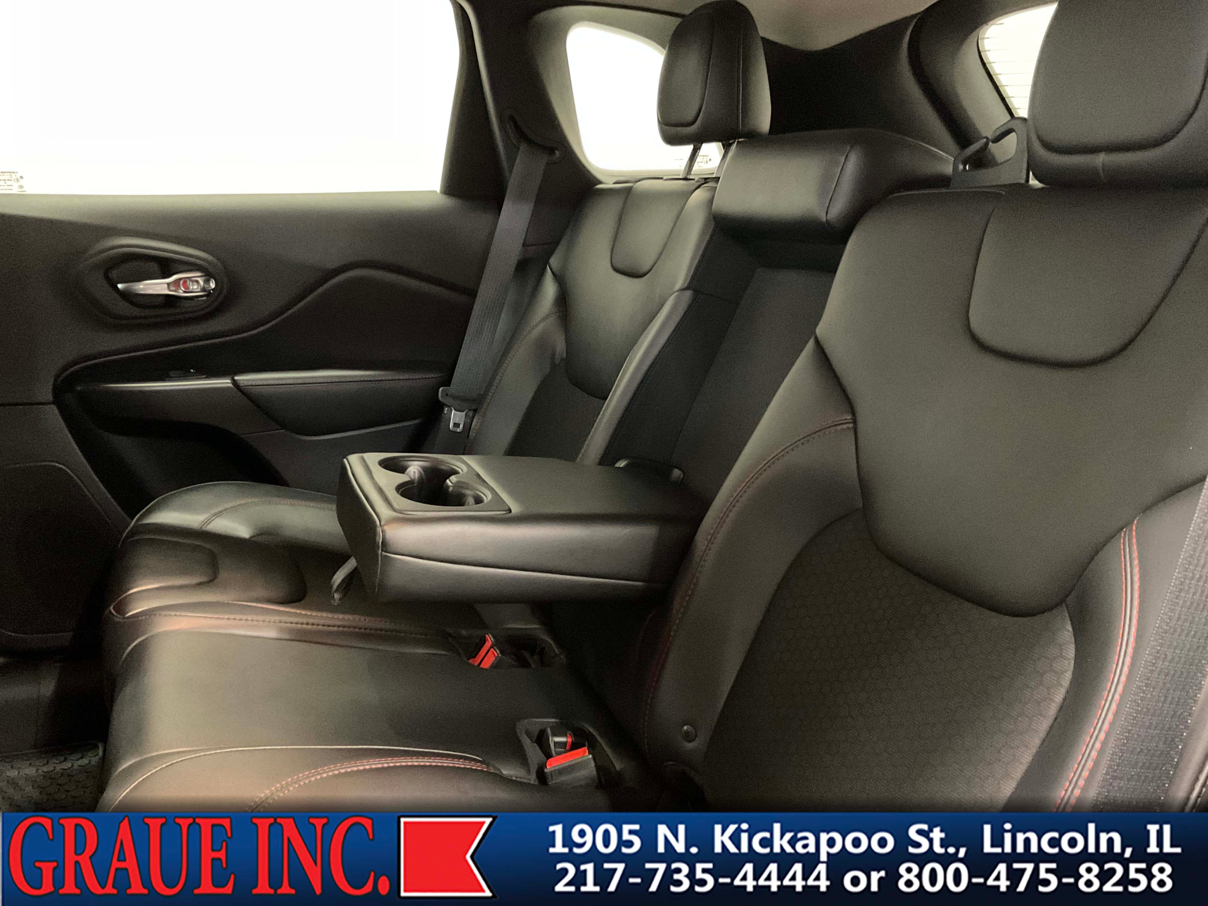 2019 Jeep Cherokee Trailhawk