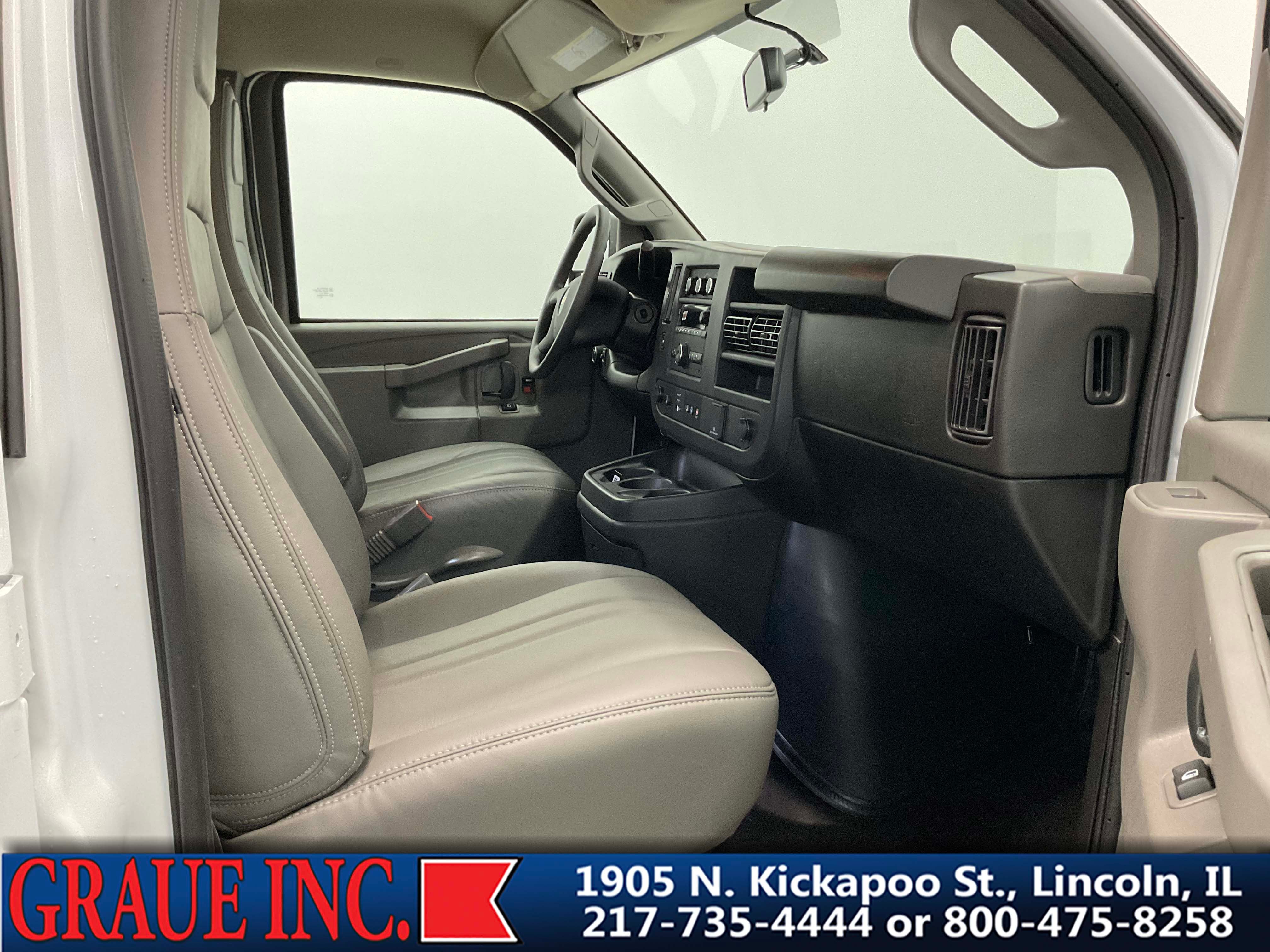 2025 Chevrolet Express Cargo 2500 WT