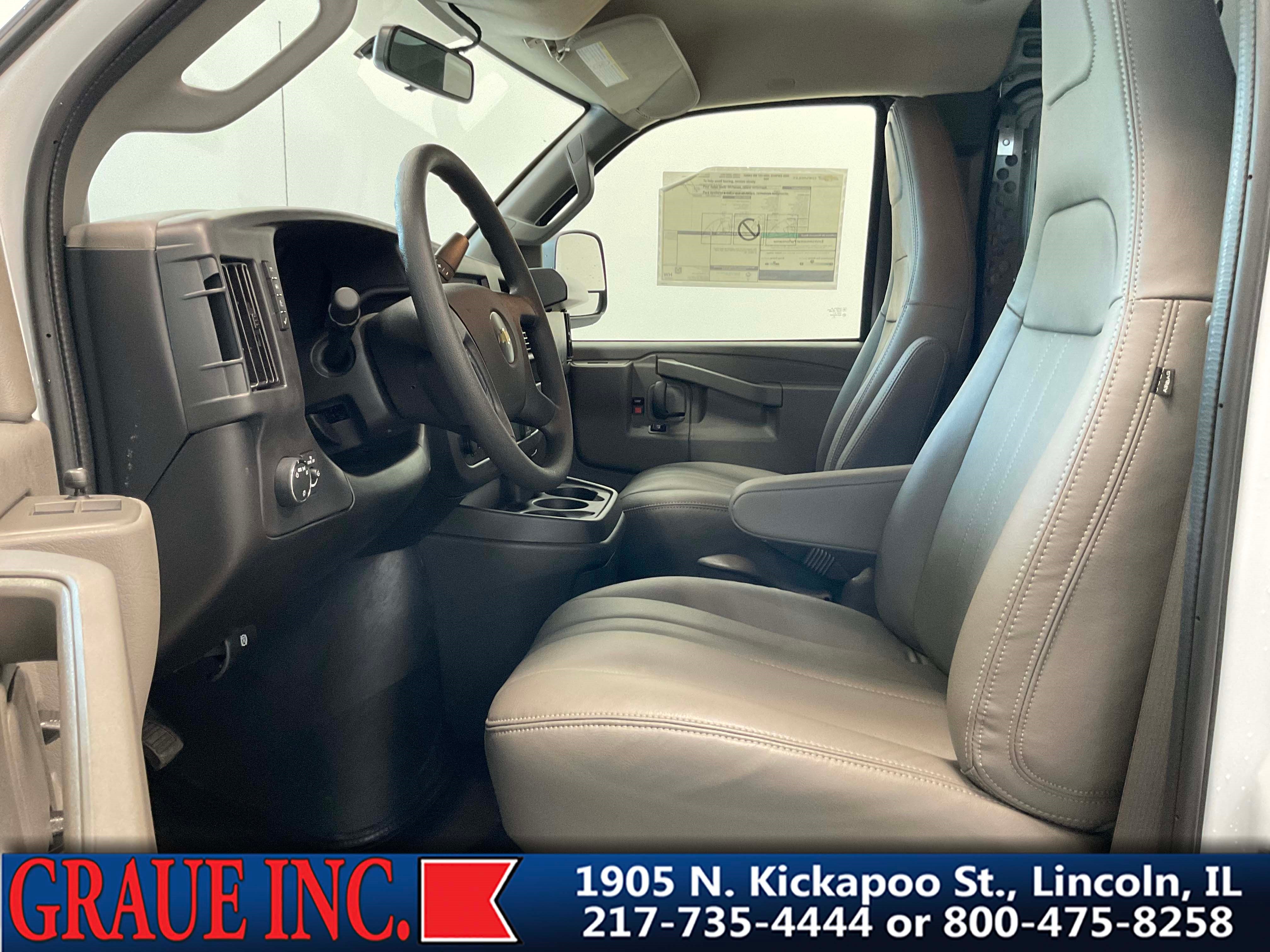 2025 Chevrolet Express Cargo 2500 WT