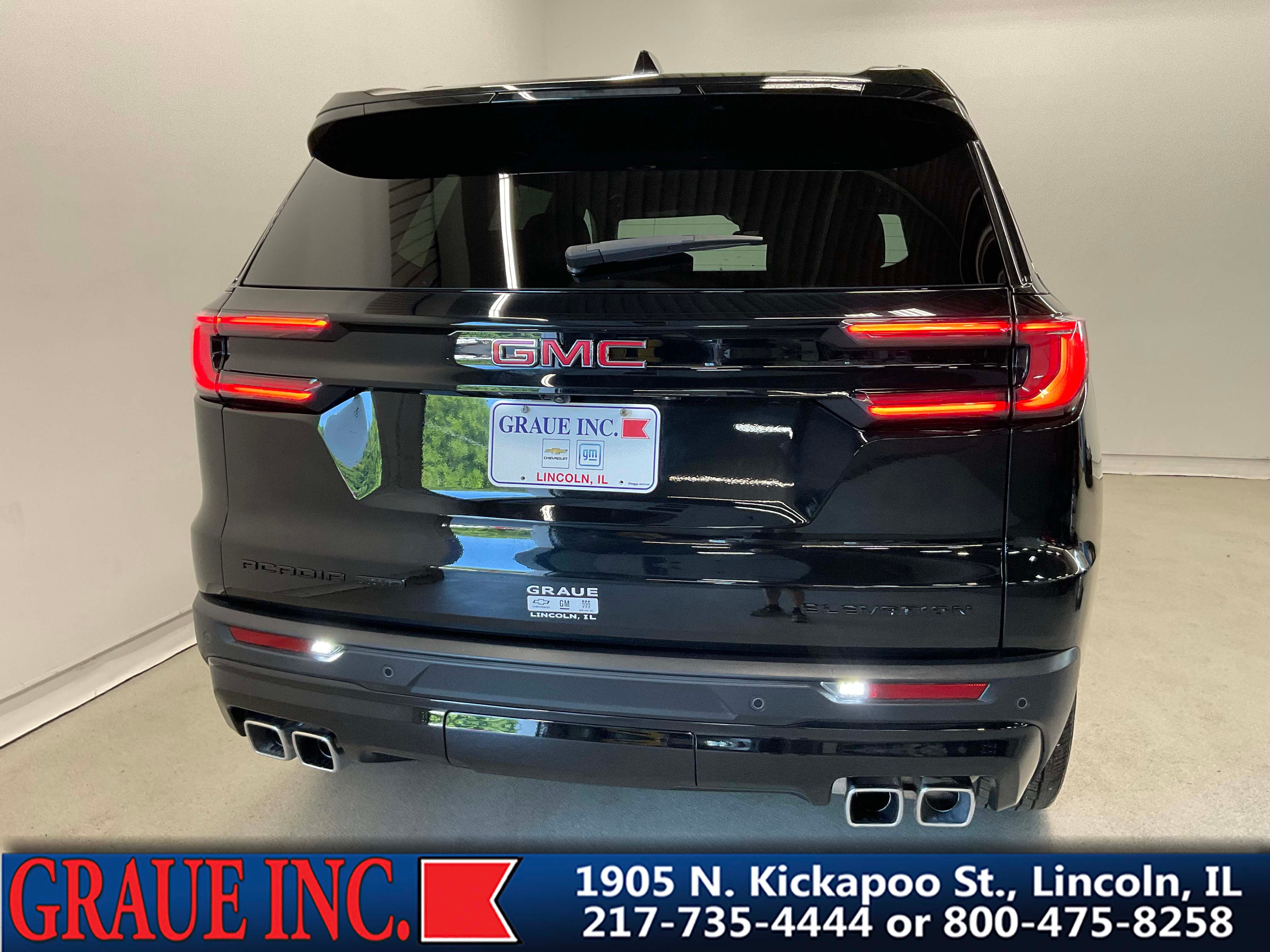 2025 GMC Acadia Elevation