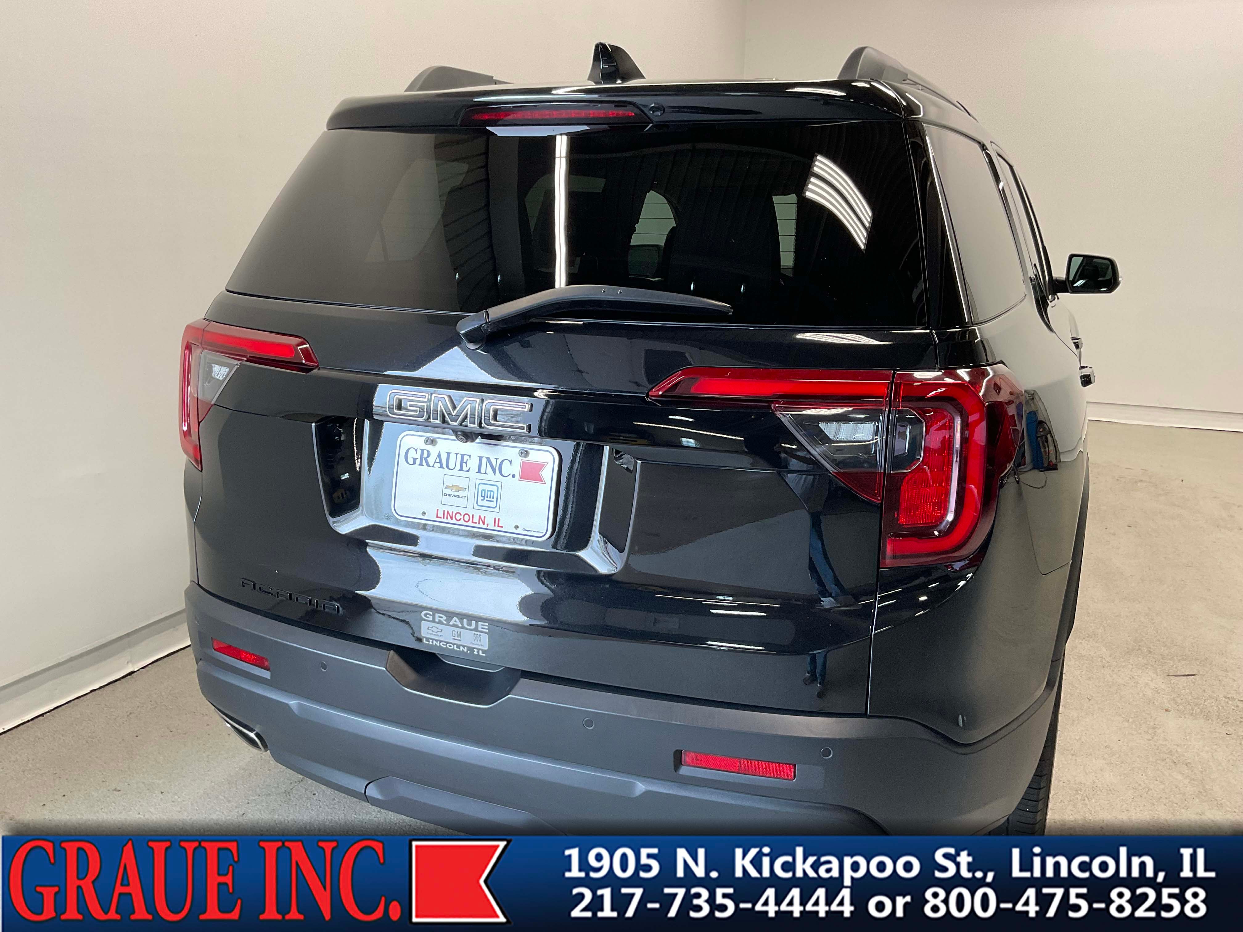 2023 GMC Acadia SLT
