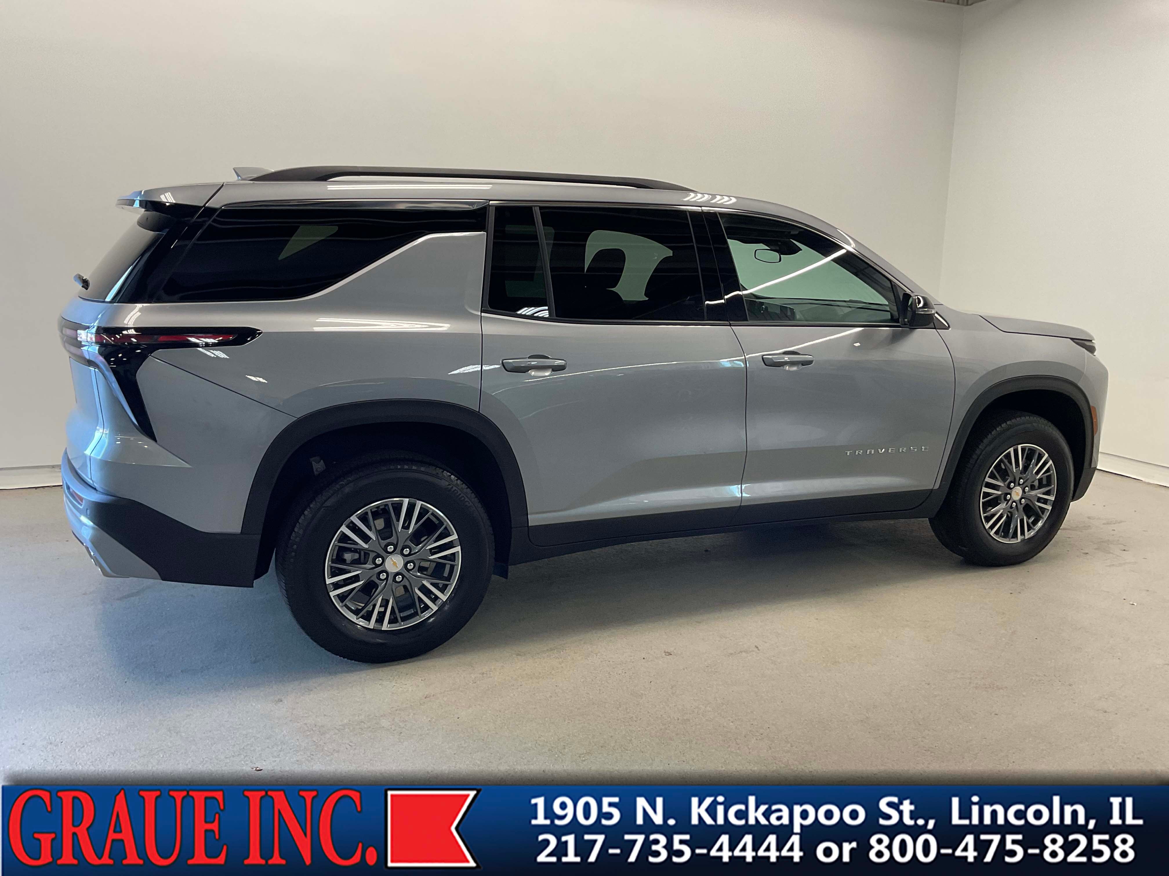 2025 Chevrolet Traverse LT