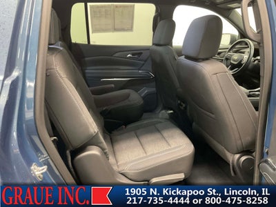 2025 Chevrolet Traverse LT