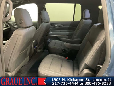 2025 Chevrolet Traverse LT