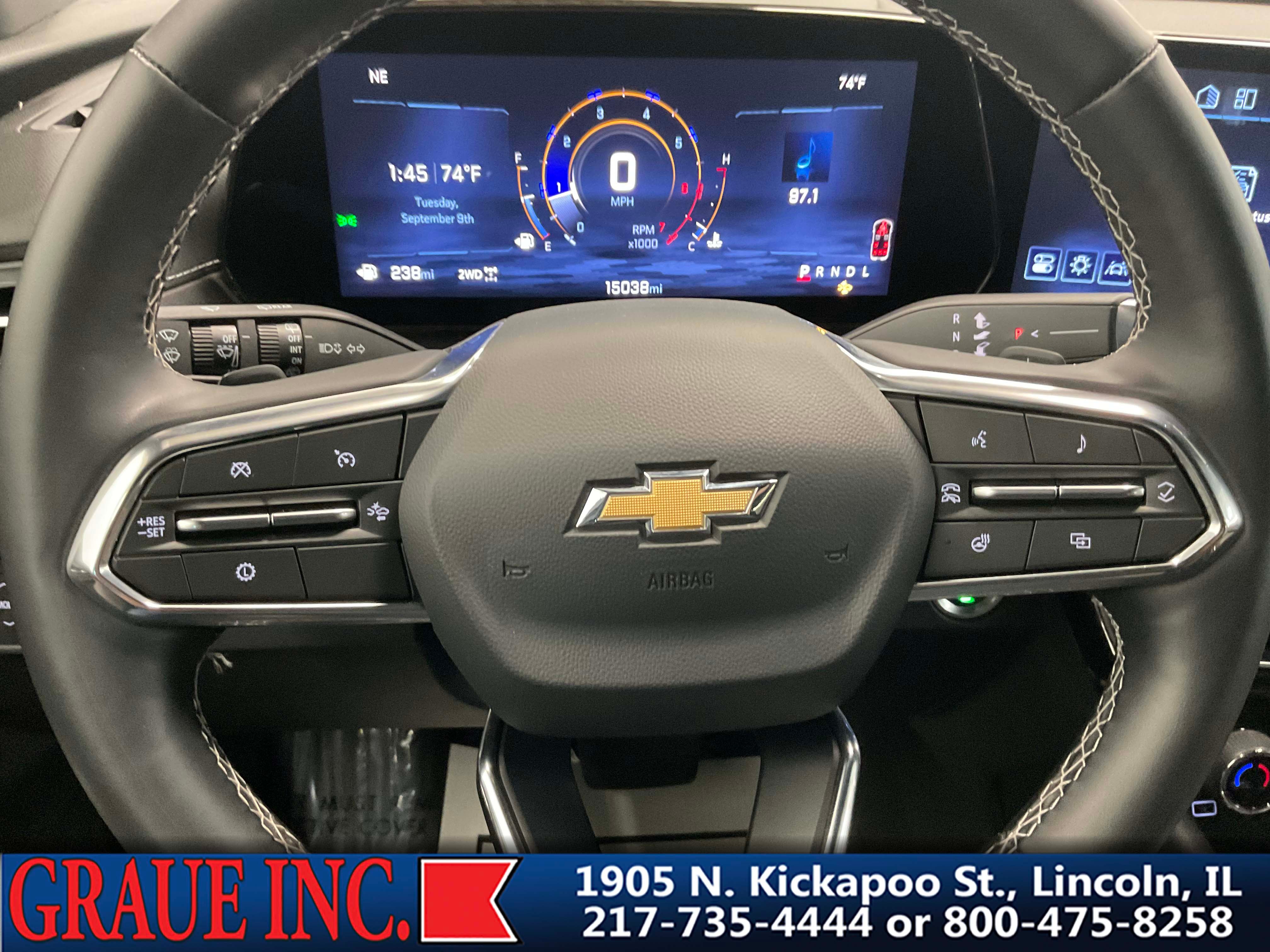 2025 Chevrolet Traverse LT