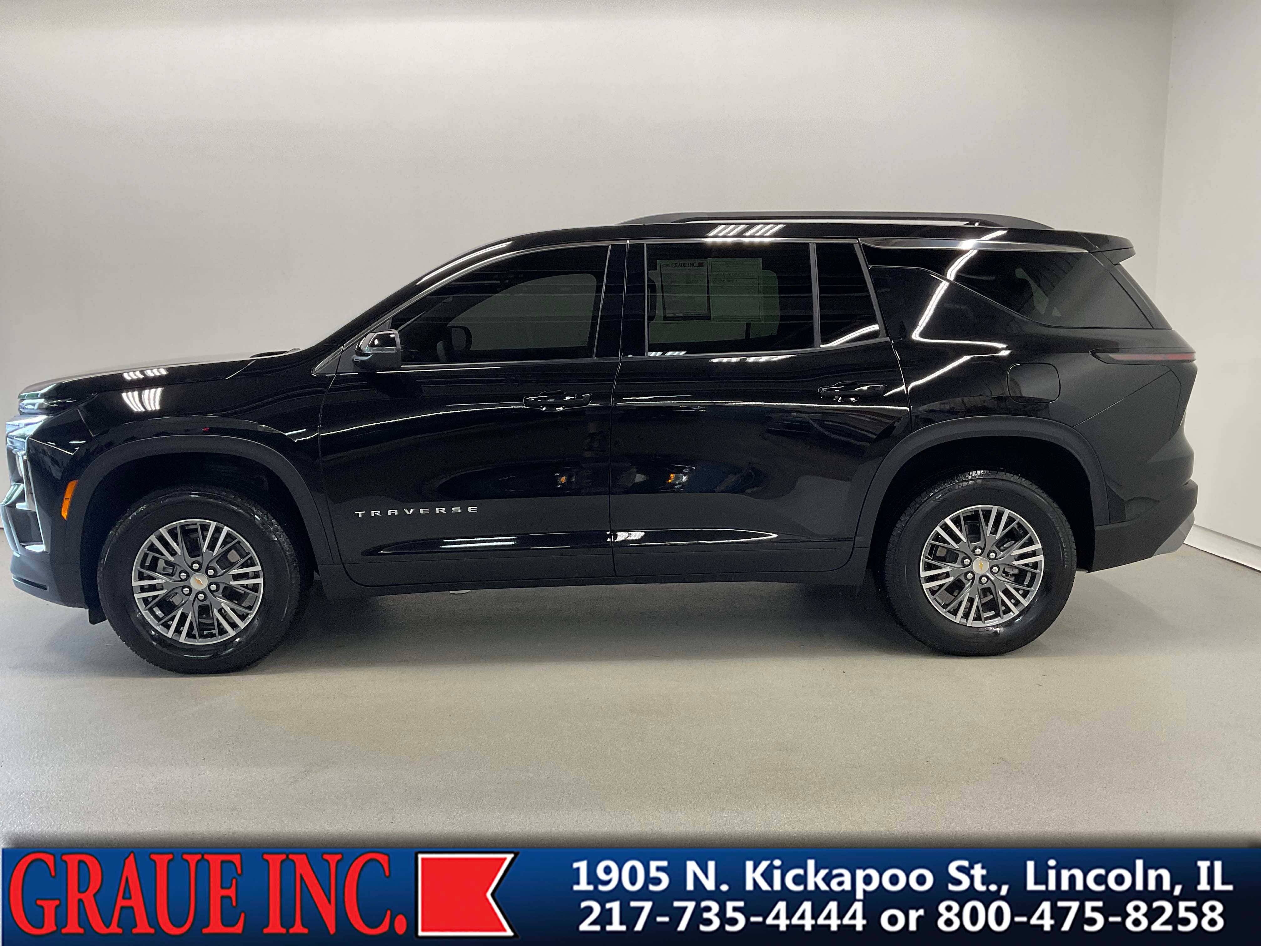 2025 Chevrolet Traverse LT