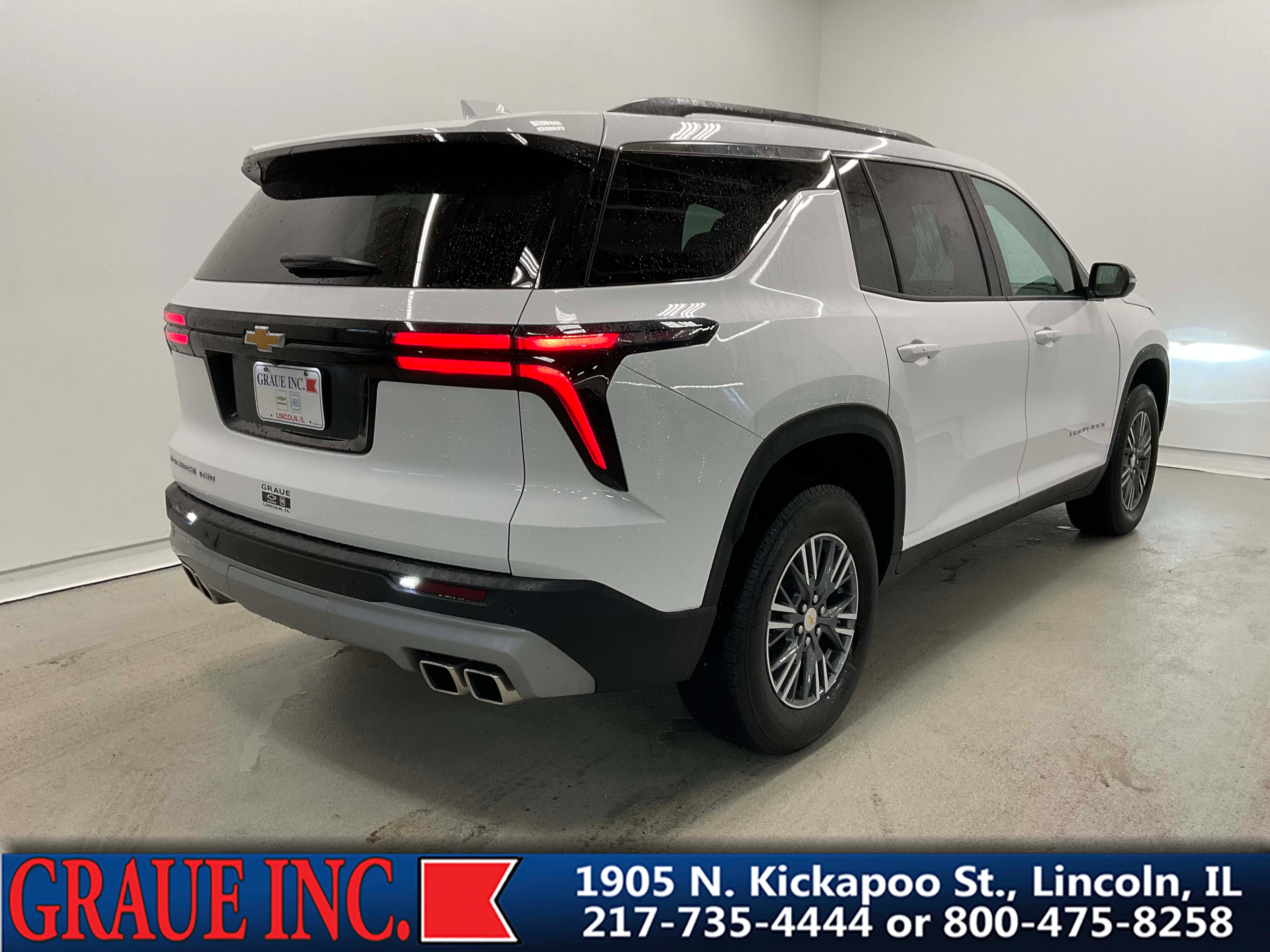 2025 Chevrolet Traverse LT