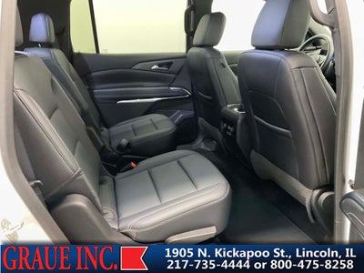 2025 Chevrolet Traverse LT