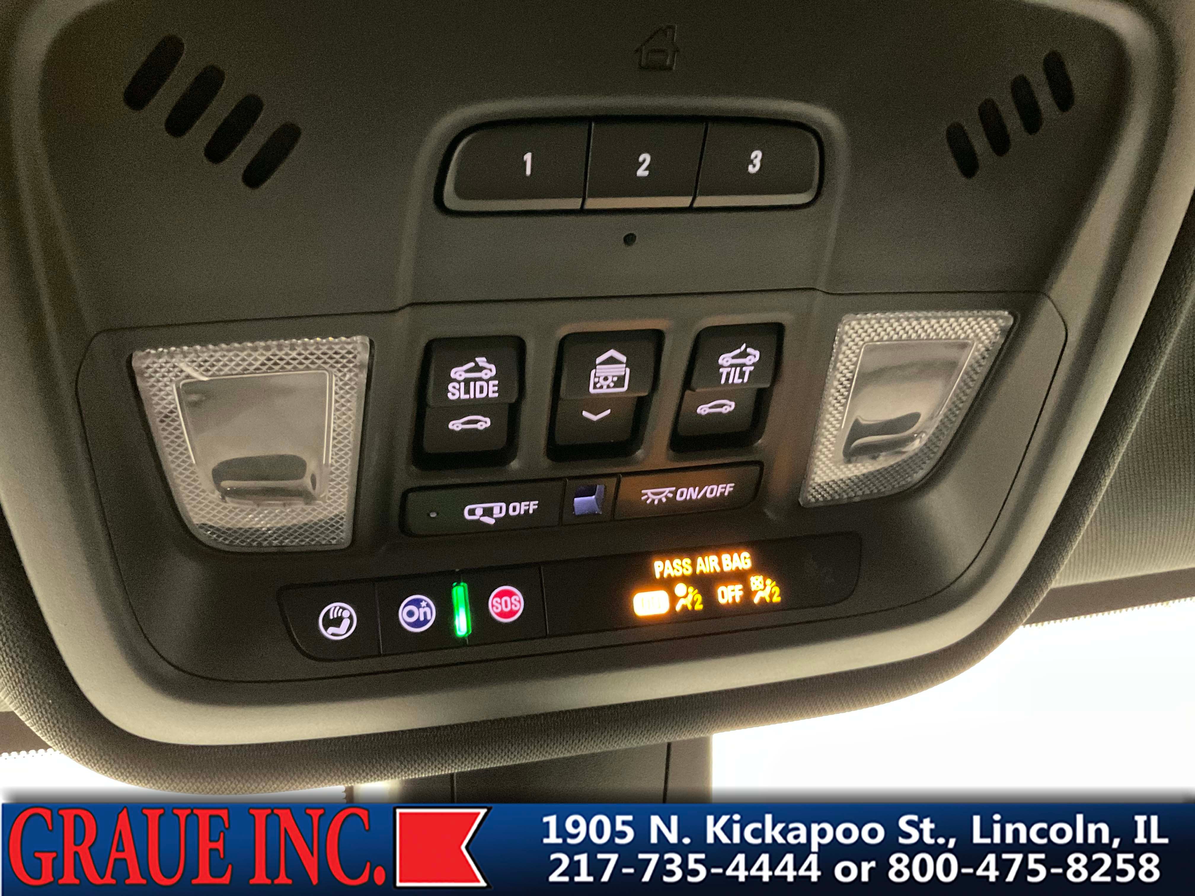 2022 Chevrolet Traverse RS