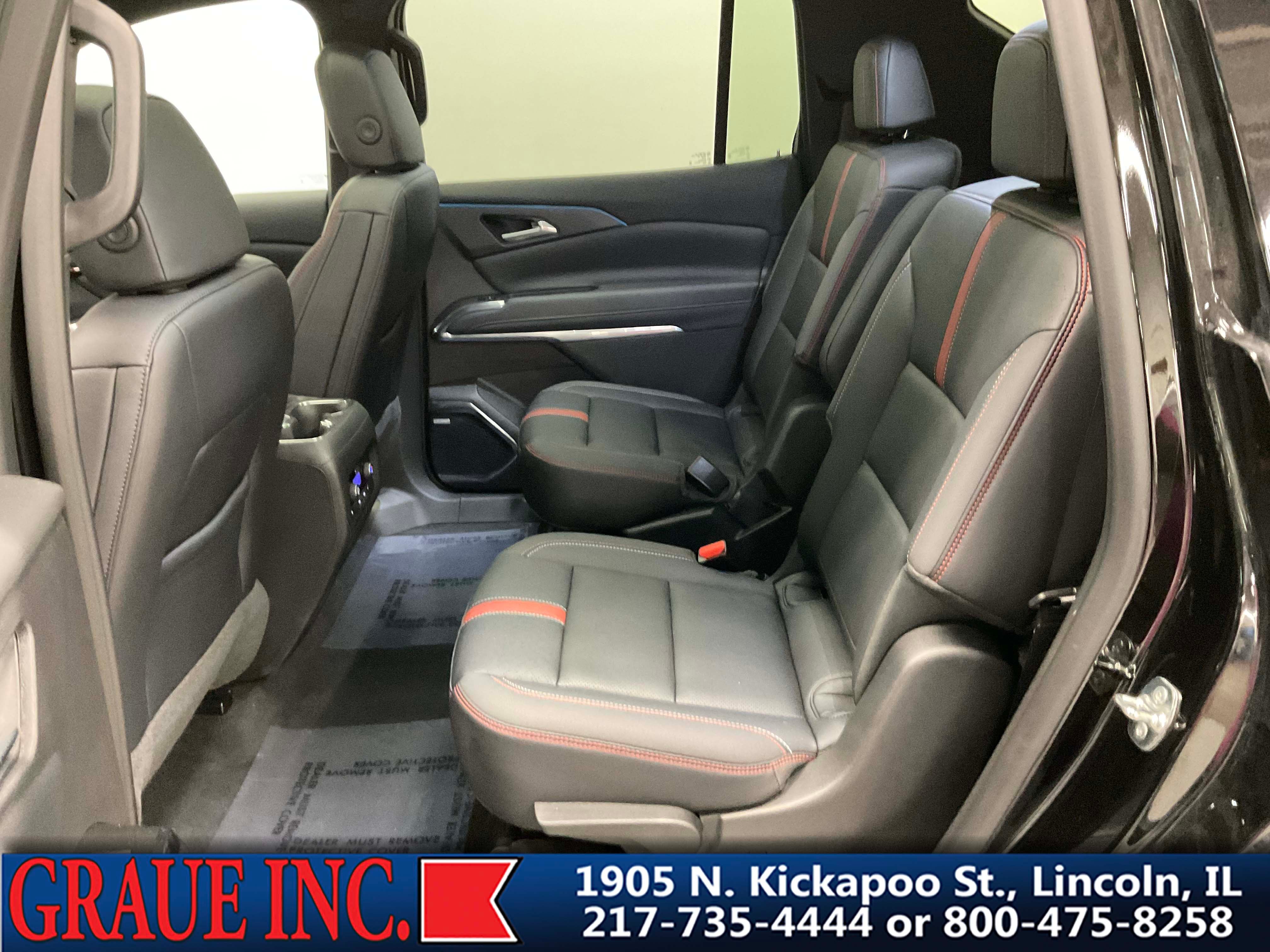 2025 Chevrolet Traverse RS