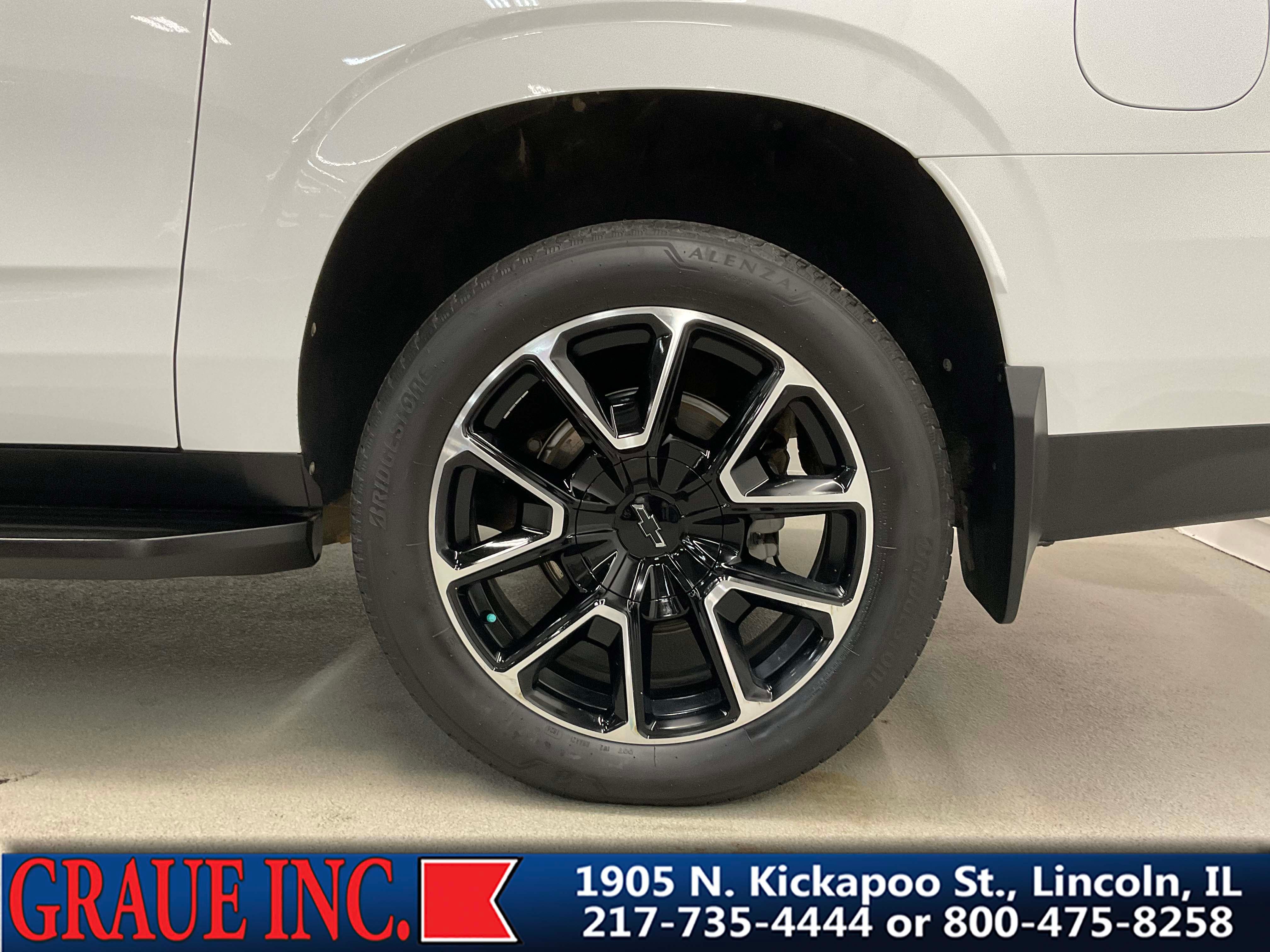 2024 Chevrolet Suburban RST