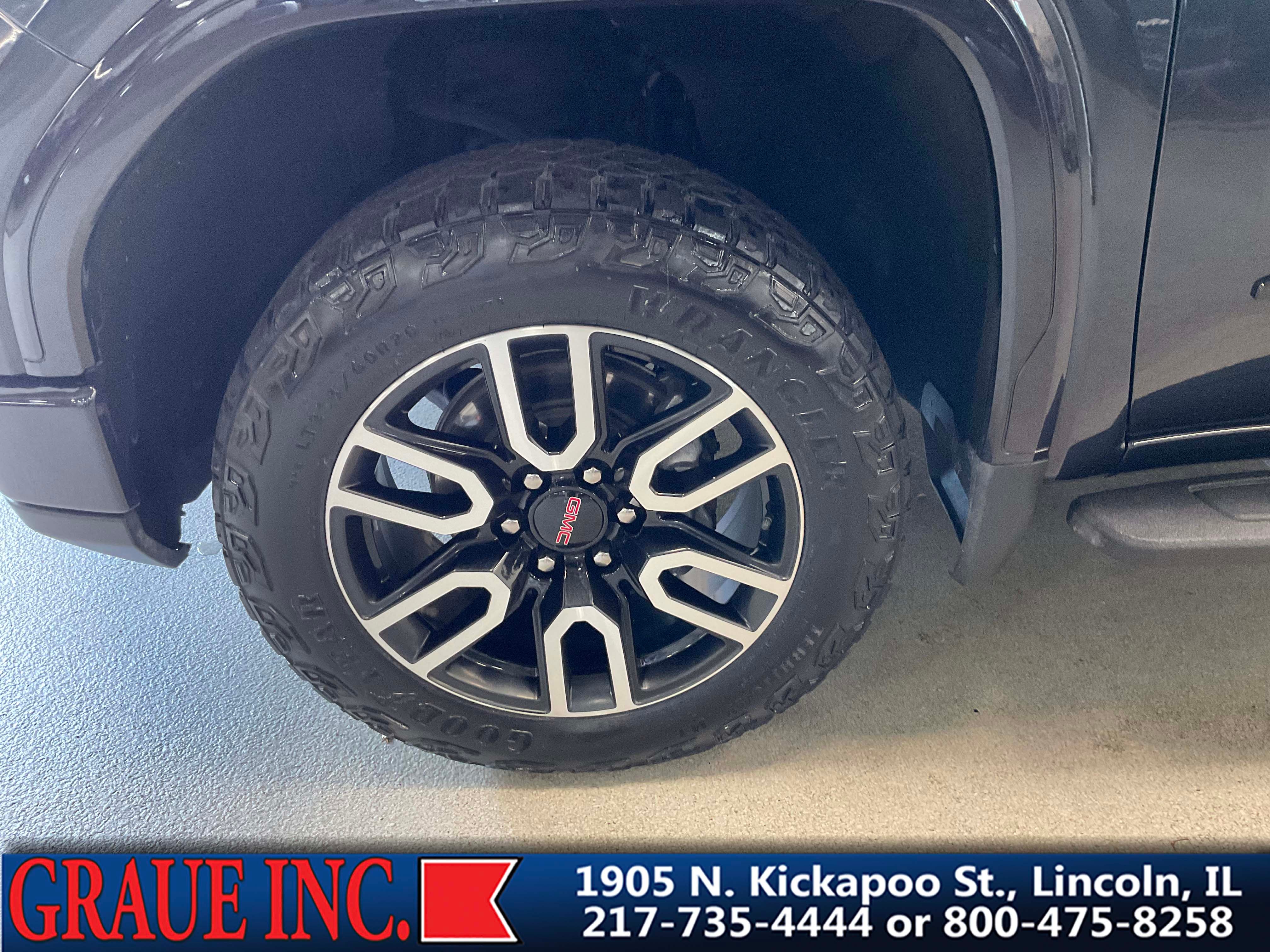 2023 GMC Sierra 1500 AT4