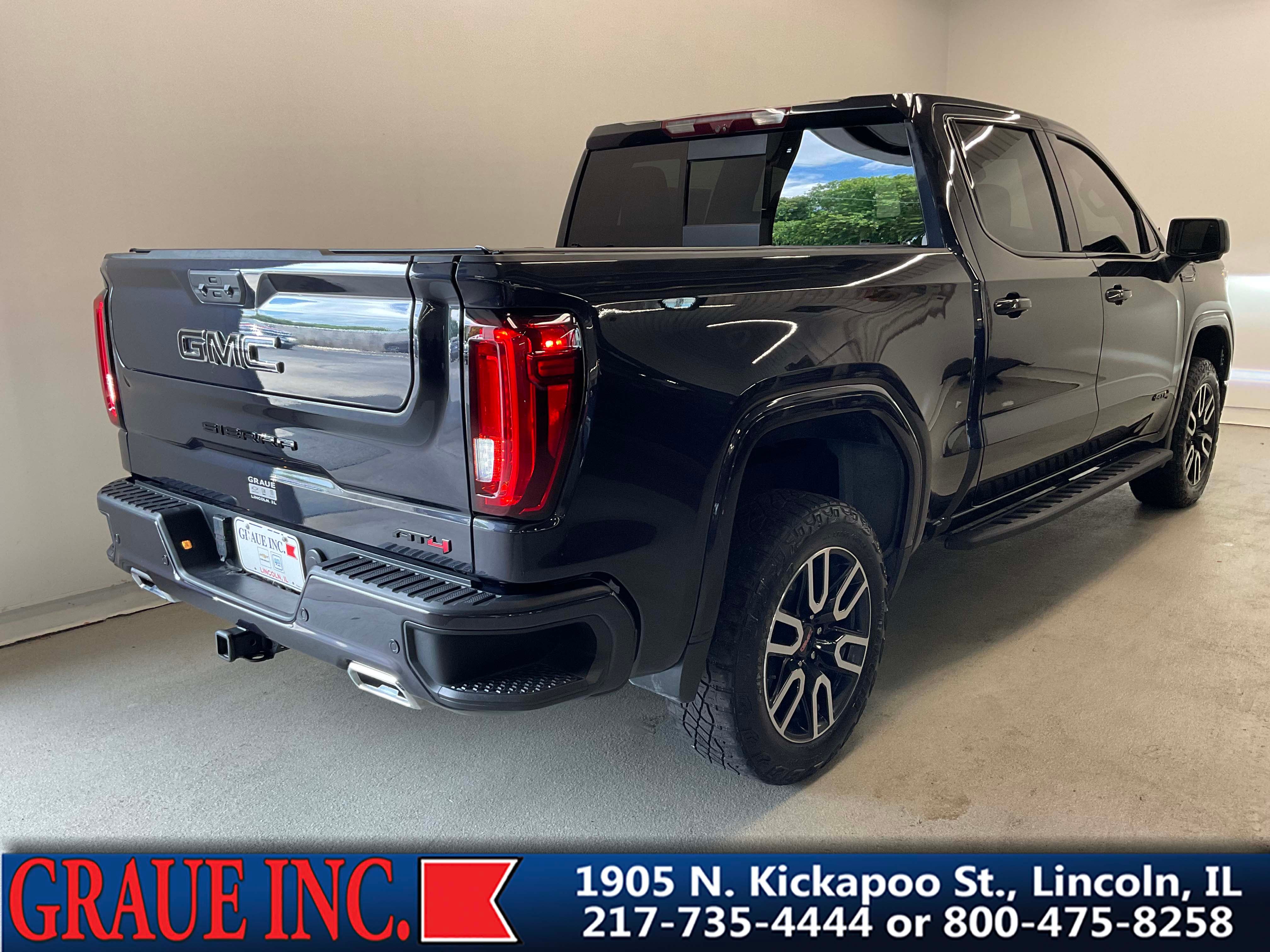 2023 GMC Sierra 1500 AT4