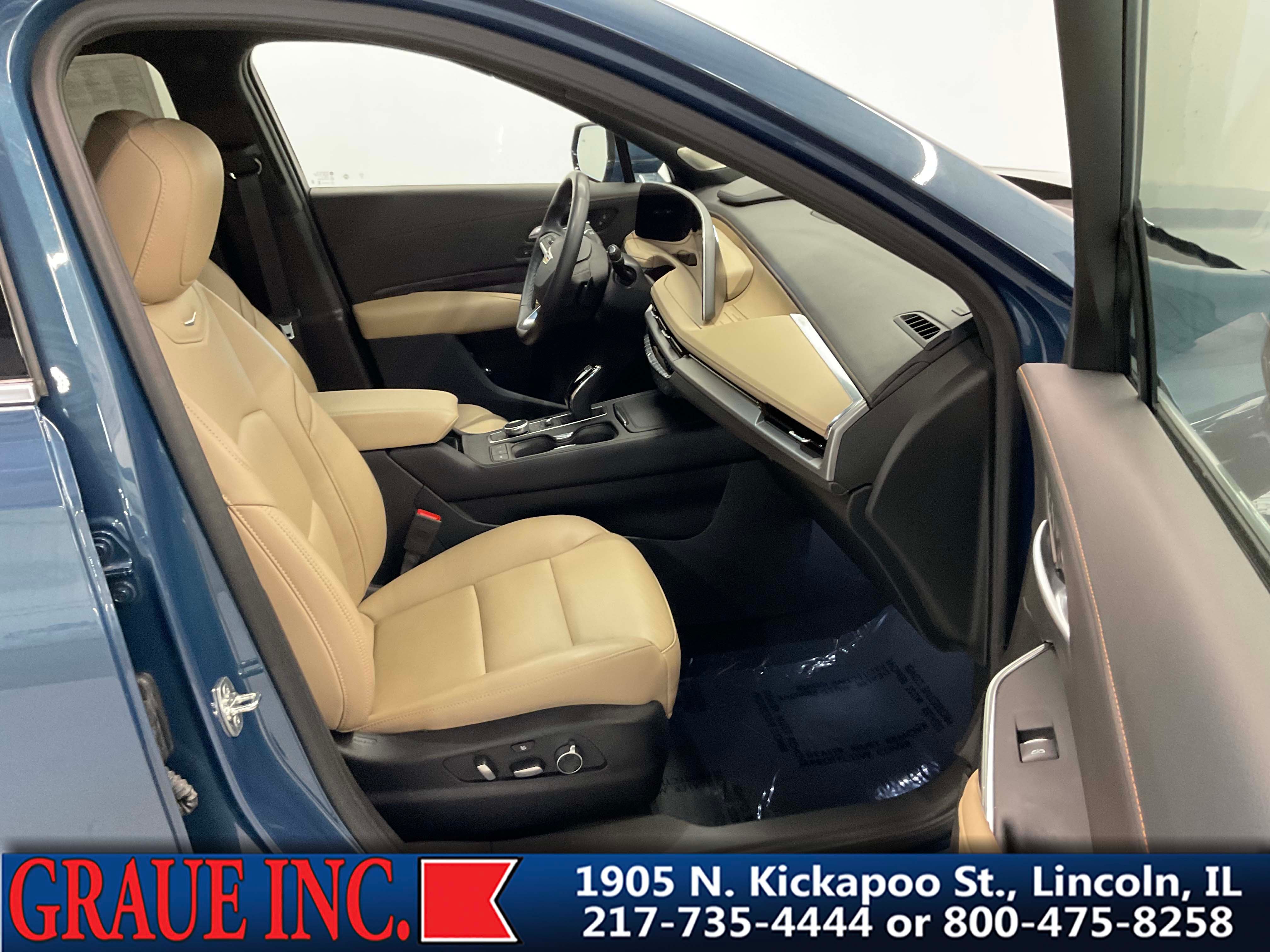2025 Cadillac XT4 Premium Luxury