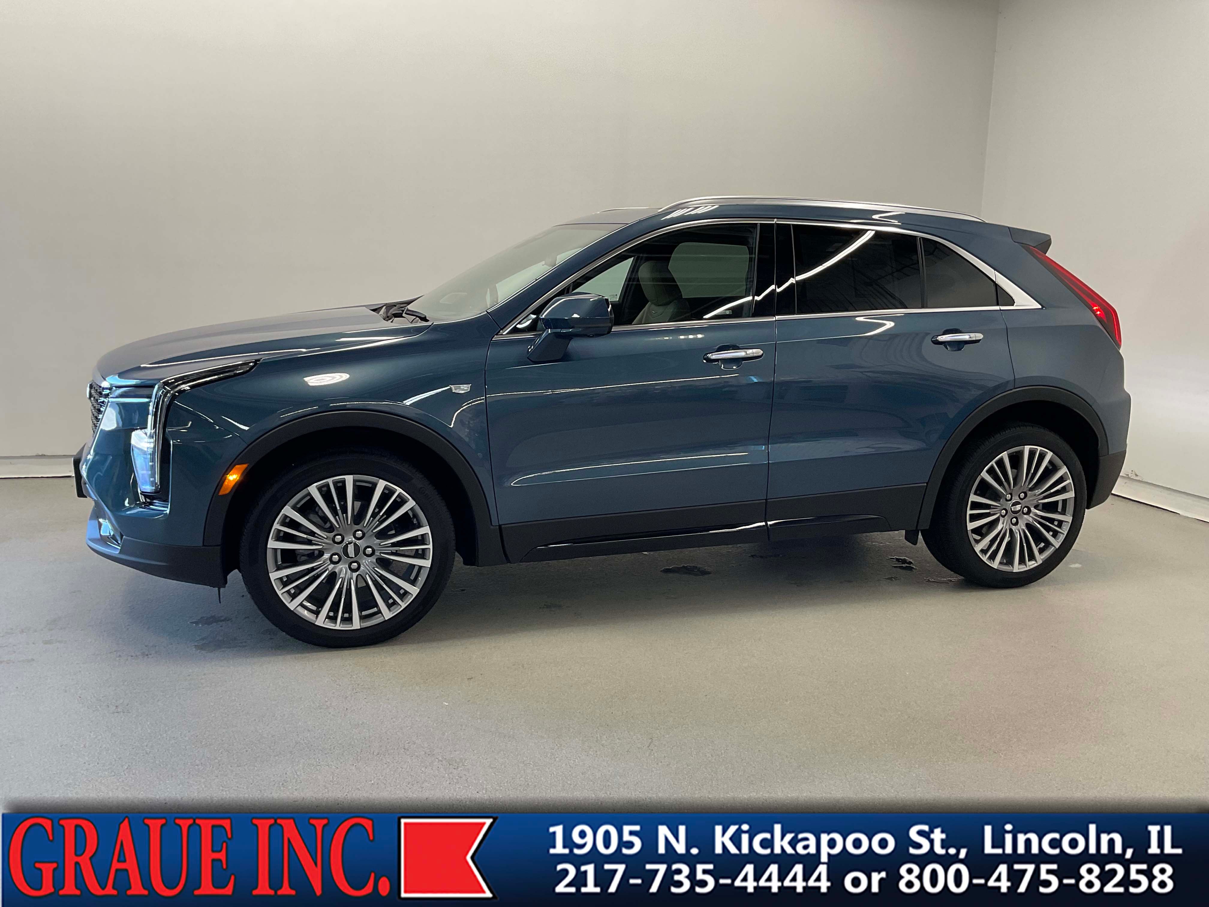 2025 Cadillac XT4 Premium Luxury