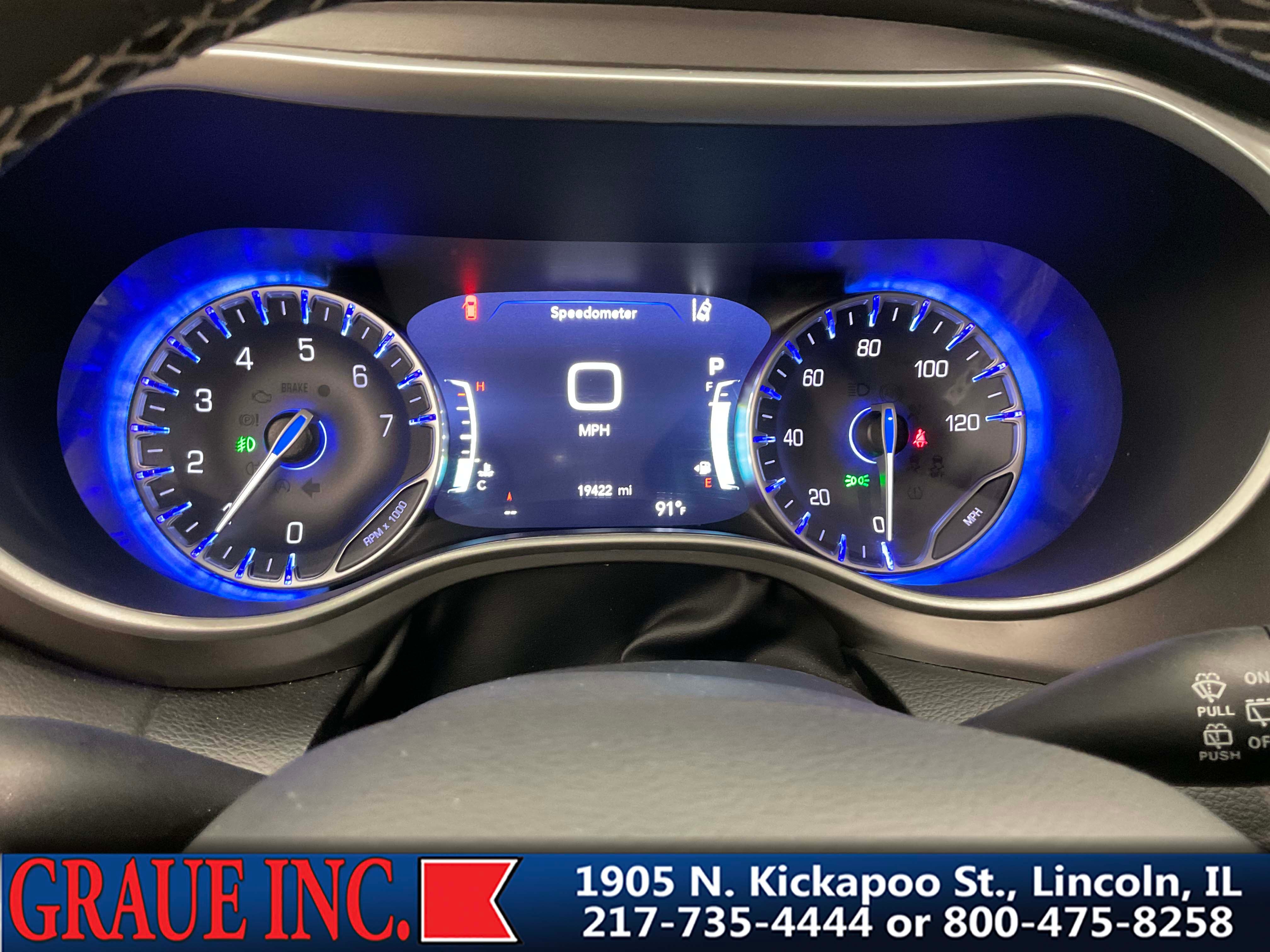 2024 Chrysler Pacifica Touring L