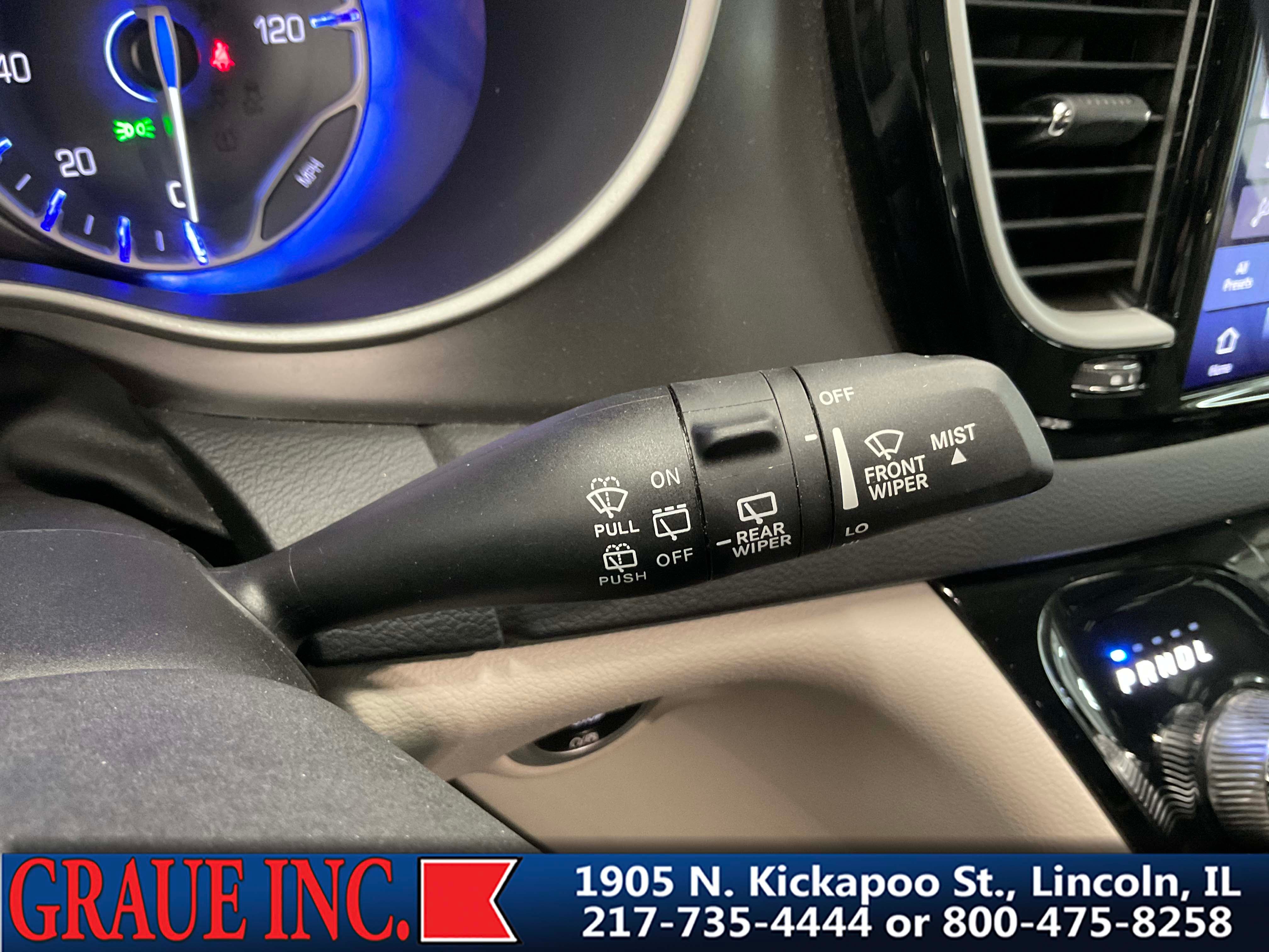 2024 Chrysler Pacifica Touring L