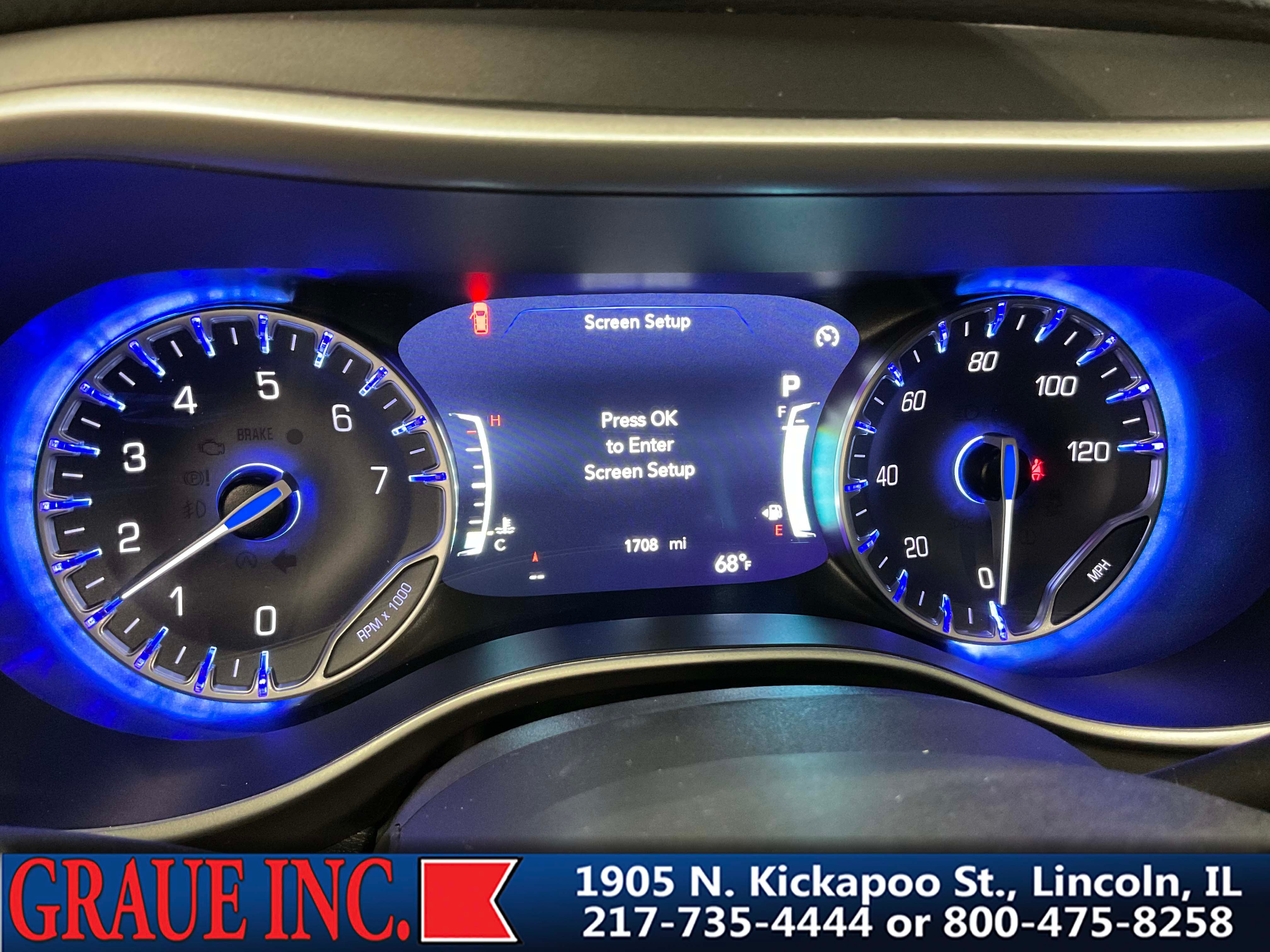 2026 Chrysler Pacifica Select