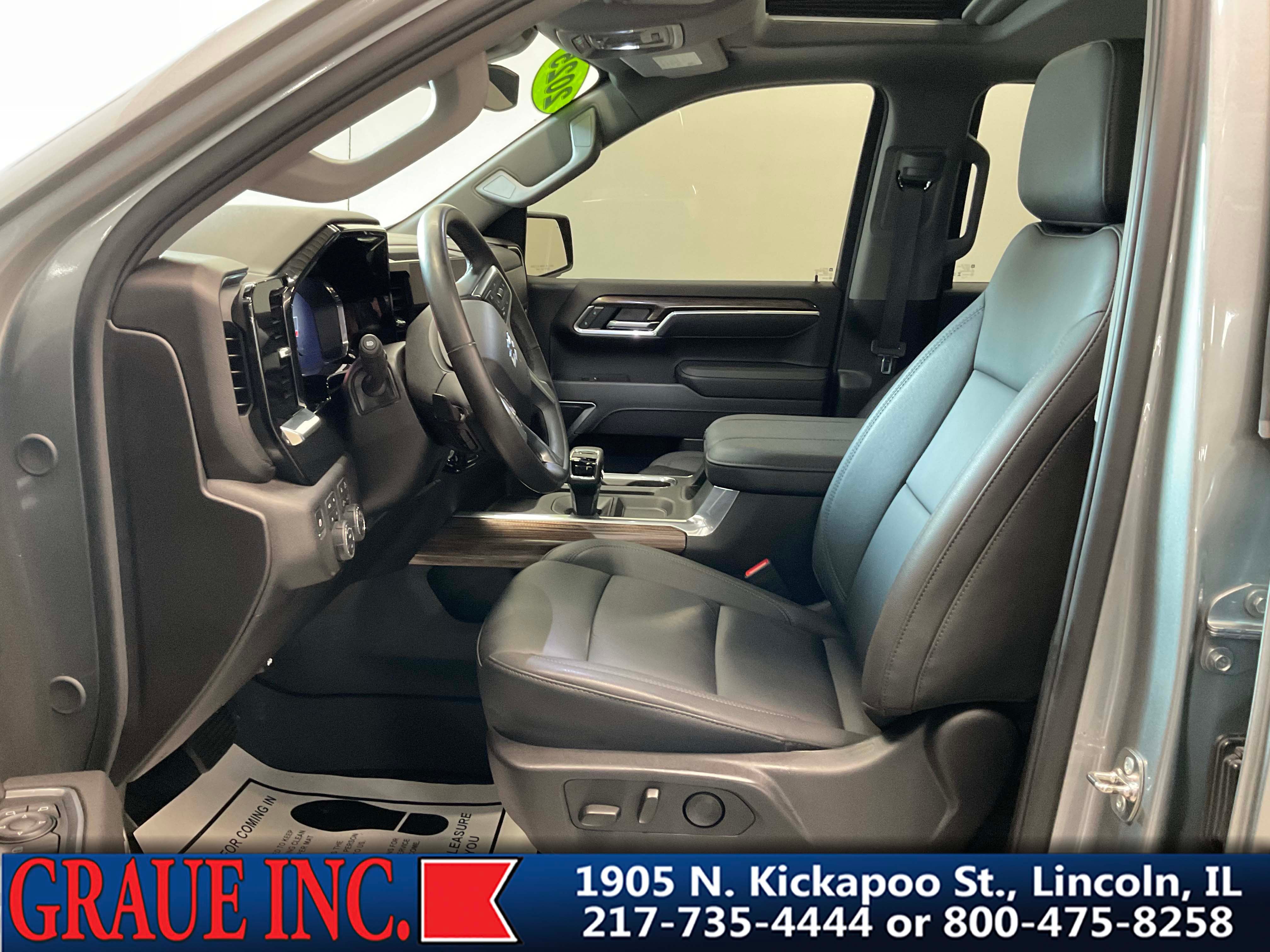 2025 Chevrolet Silverado 1500 RST