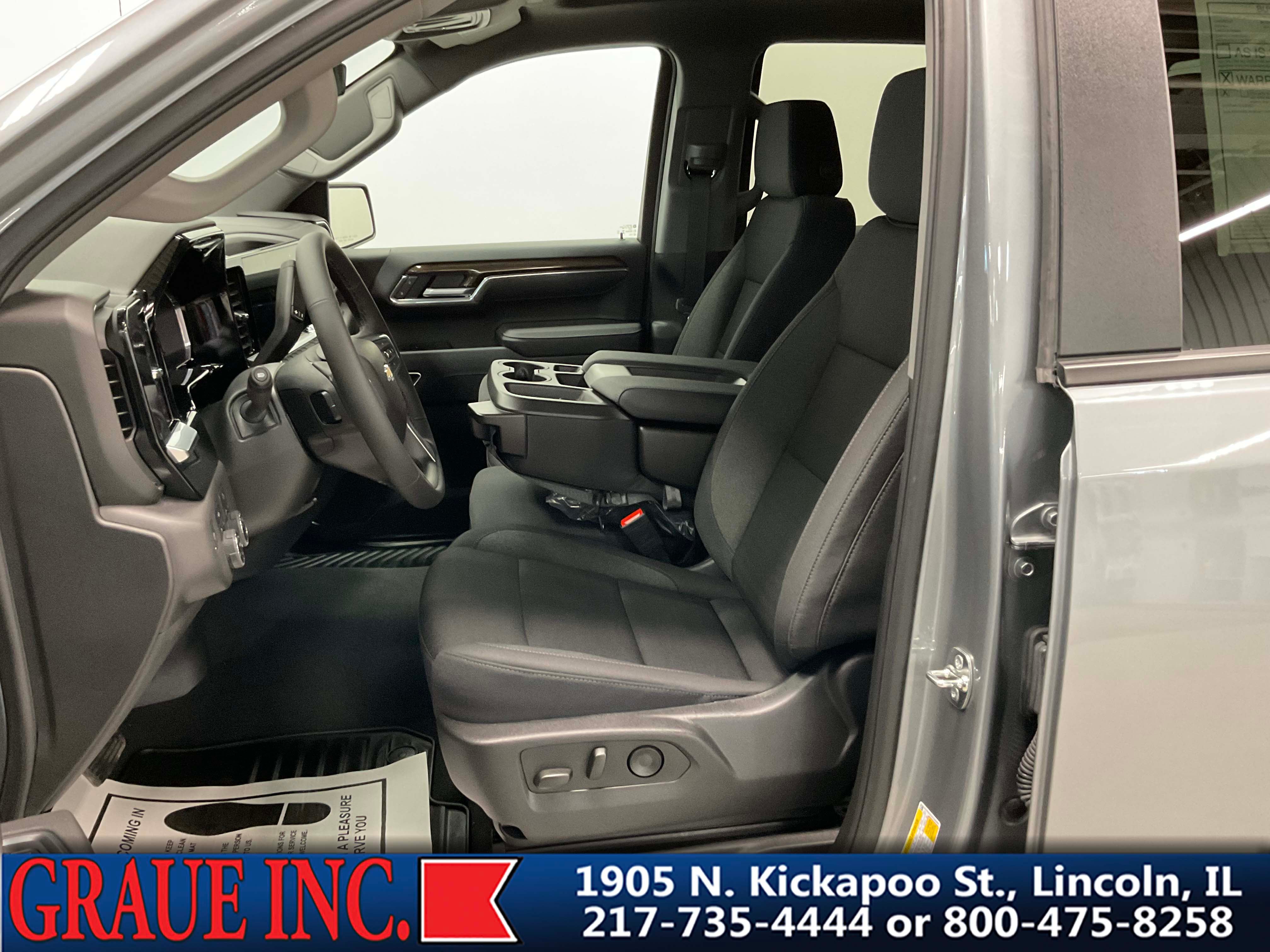 2025 Chevrolet Silverado 1500 LT (2FL)