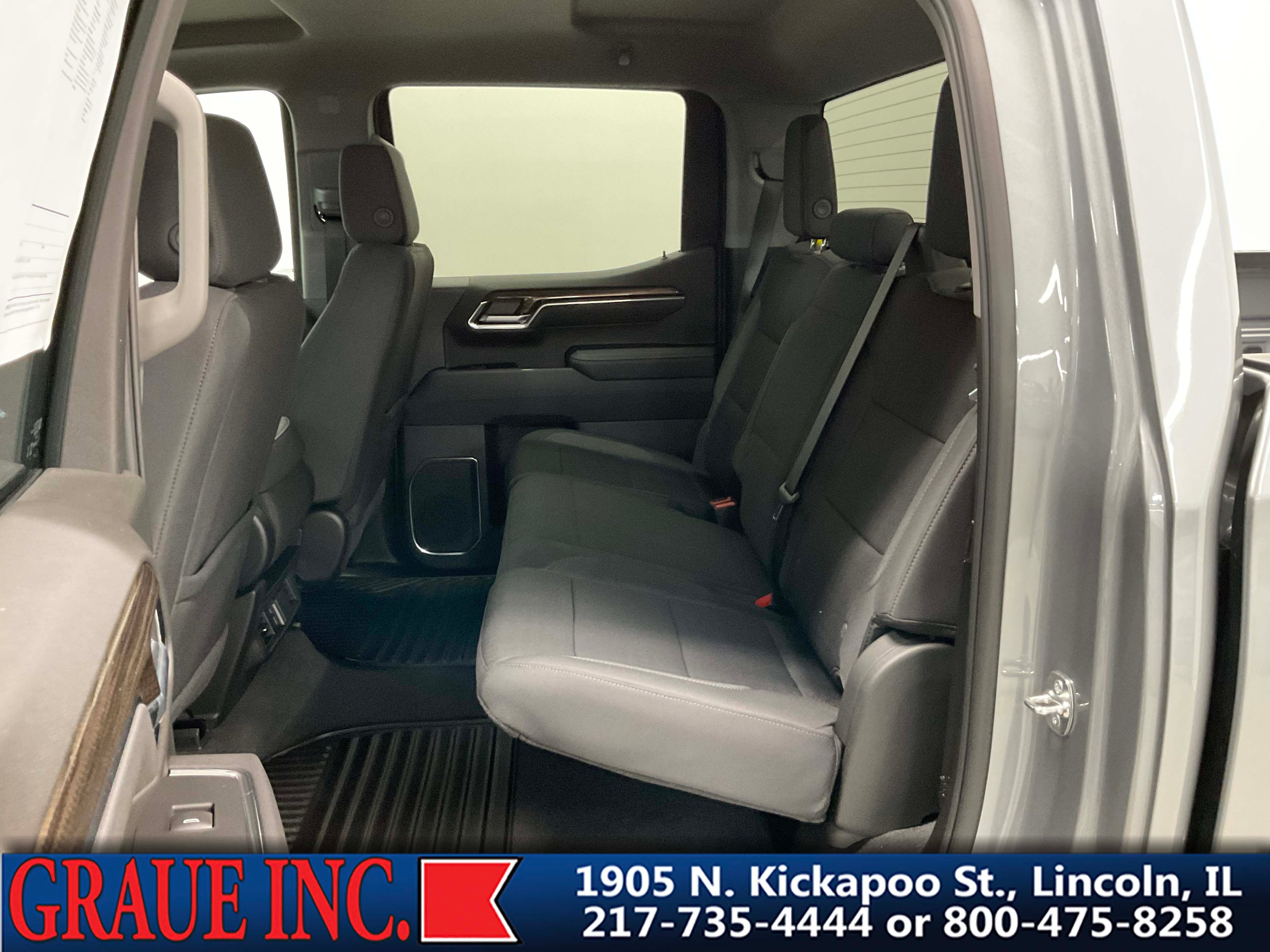 2025 Chevrolet Silverado 1500 LT (2FL)