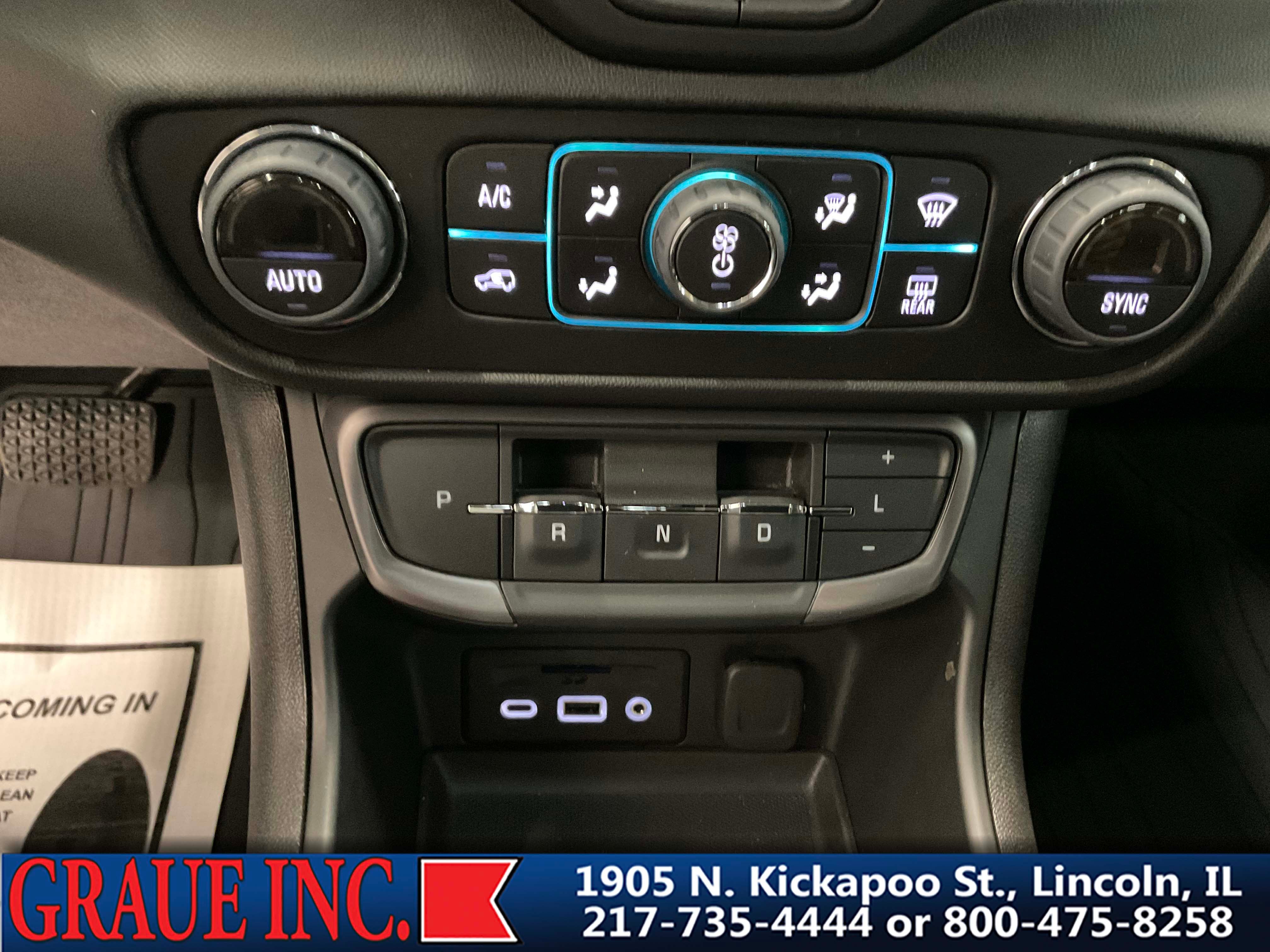 2024 GMC Terrain AT4