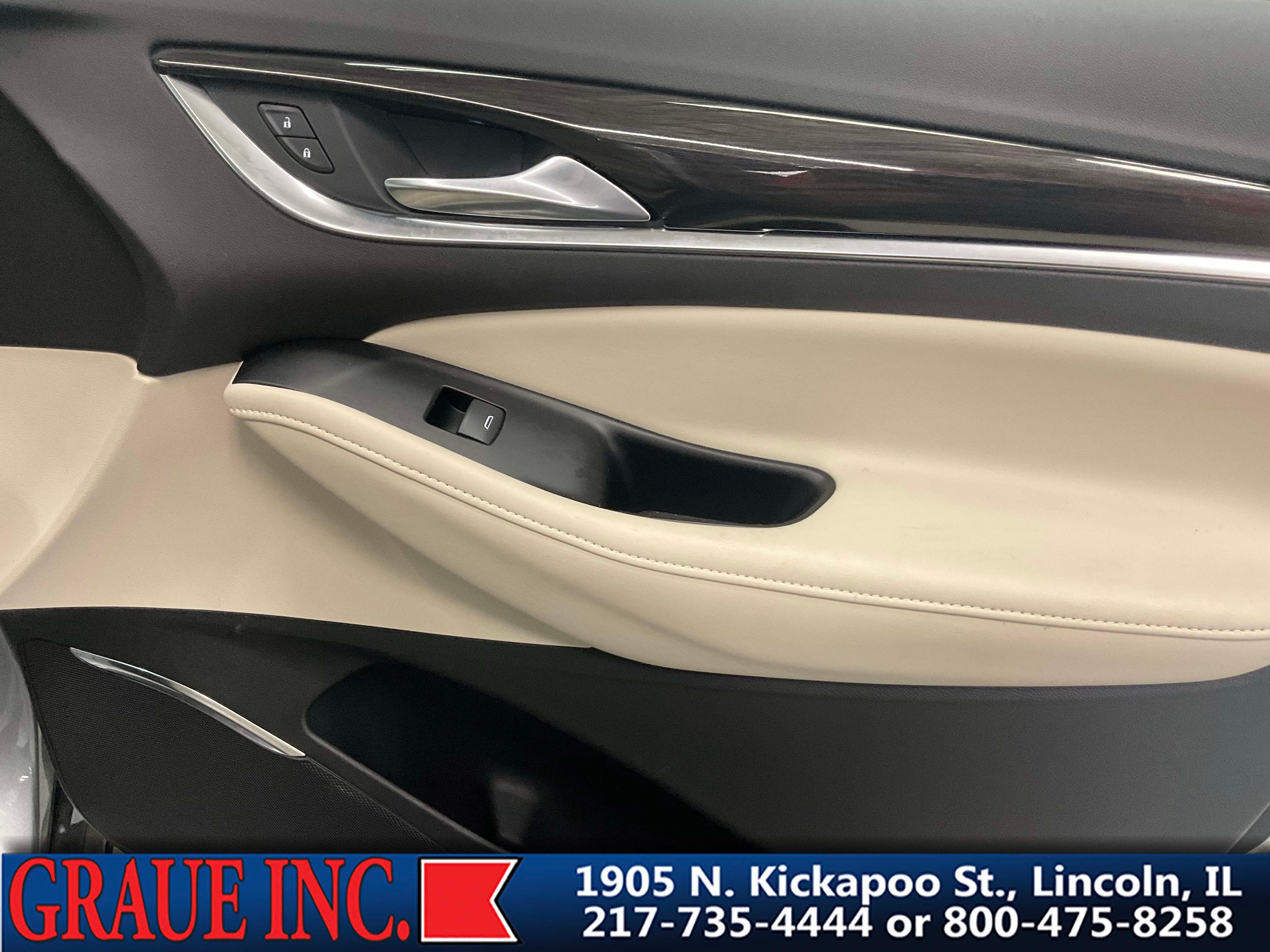 2023 Buick Enclave Essence